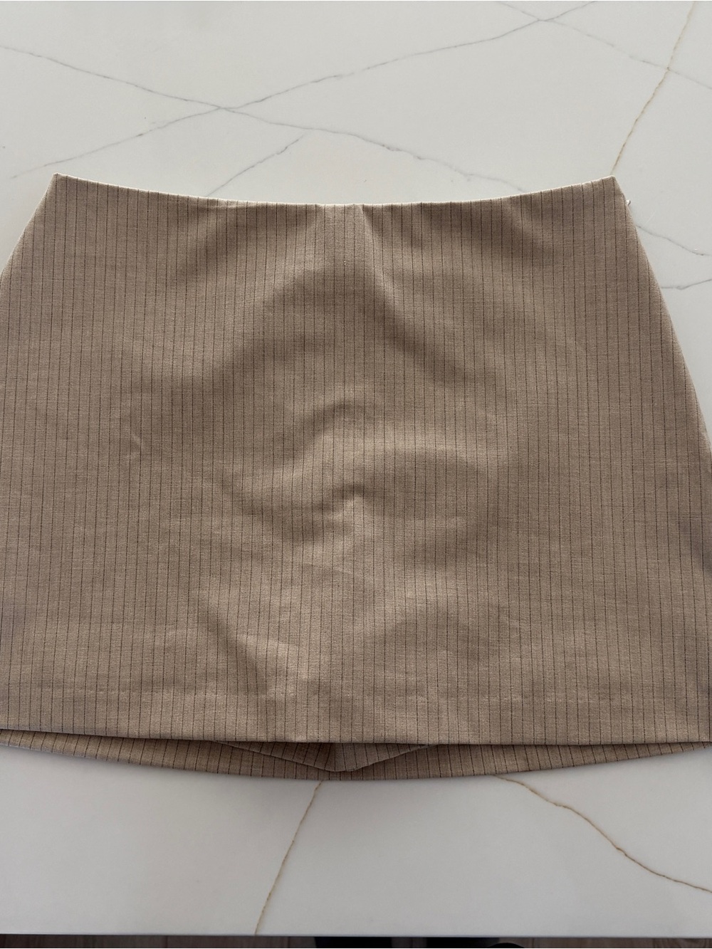 Aritzia Roundup Skort (Size 6)